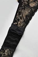 Biustonosz super push up dla małych i średnich biustów.
Beżowe miseczki pokryte delikatną czarną koronką, wnętrze z dużym wypełnieniem zbierającym i unoszącym piersi.
Biustonosz pięknie eksponuje dekolt a odpinane paseczki dają swobodę stylizacji.
Ramiączka regulowane, nie odpinają się, bawet i boczki z tiulu pokrytego koronką. Obwód wzmocniony boczną fiszbiną.
Skład surowcowy: 85% Poliamid, 10% Elastan, 5% Poliester.