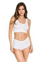 

Szorty wykonane z przyjemnej w dotyku białej mikrofibry w kropeczki.
Fason zabudowany, komfortowa guma w pasie.
Skład: 78% Poliamid, 12% Elastan 5% Poliester, 5% Bawełna.
 


 