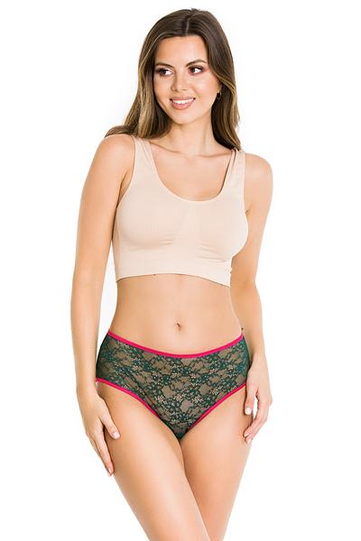 Figi klasyczne.
Przód wykonany ze szmaragdowego plenu, tył z gładkiej mikrofibry, kontrastowe amarantowe gumki.
Bawełniany klin.
Skład surowcowy: 78%Poliamid 12%Elastan, 5% Poliester, 5% Bawełna

 