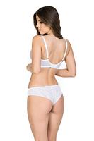 Niezwykłe figi typu brazyliany. Tył z podwójnego tiulu, wysoko wycięty. Boczki z regulowanymi paseczkami, kółeczka i regulatory w kolorze złota.
Skład: 78% Poliamid, 5% Poliester, 12% Elastan, 5% Bawełna.
 