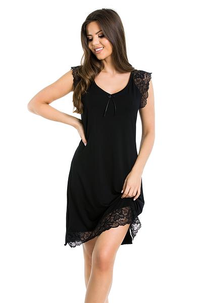 Koszulka wykonana z wiskozy. Rękaw z koronki, dół z przodu wykończony koronką. Fason lekko rozszerzony na dole.
SKŁAD: 94% WISKOZA, 6% ELASTAN