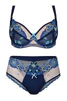 Figi pełne
Przód i tył fig zdobi piękny haft
Skład surowcowy: 78% Poliamid, 12% Elastan, 5% Poliester, 5% Bawełna.