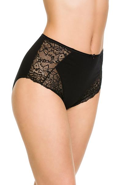 Figi wykonane z delikatnej bawełny,na biodrach i w okolicy ngawek wstawki z koronki.
Fason pełny z wysokim stanem, płasko wykończone szwy przy nogawkach i w pasie dla zwiększenia komfortu użytkowania.
 
Skład surowcowy: 95% Bawełna, 5% Elastan.