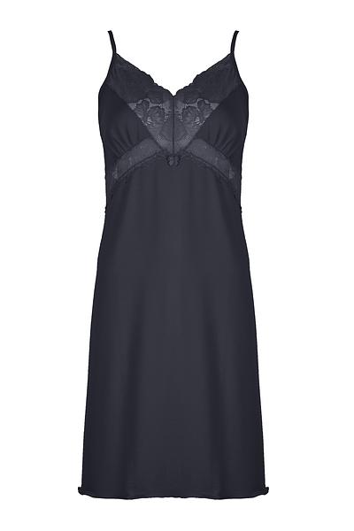 Koszulka nocna z delikatnej wiskozy, dekolt i pas ozdobiony koronką.
Wąskie ramiączko z regulacją, długość przed kolano.
Skład surowcowy: 94% Wiskoza, 6% Elastan.
 