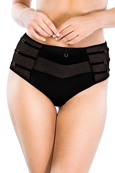 Zjawiskowe figi z wysokim stanem, boczki z tiulu, który zdobią czarne paseczki. Tył z czarnej mikrofibry, nogawki wykończone podwójnym tiulem. Kółeczka i regulatory w kolorze złota.
Skład surowcowy: 78% Poliamid, 12% Elastan, 5% Bawełna, 5% Poliester.
 
 