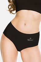 Klasyczne figi damskie z delikatnej, perforowanej mikrofibry, cienkie i delikatne wykończenie, dzięki któremu figi nie będą się odznaczać pod ubraniem
 