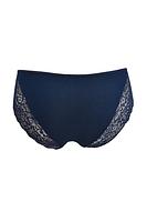 Figi zostały wykonane z wiskozy, która zapewnia doskonałą trwałość kolorów i miękkość w dotyku, oraz koronki, która nadaje zmysłowość tej części bielizny.
Skład produktu: 95% wiskoza, 5% elastan
 
