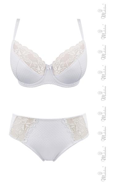 Biustonosz półusztywniony. Dolna część miseczki z pianki pokrytej mikrofibrą w kropki, góra z elastycznej koronki. Wnętrze miseczek z bawełny.
Skład surowcowy: 70%Poliamid 20%Elastan 10%bawełna