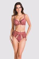 Biustonosz półusztywniony.
Wnętrze miseczki wykonane z beżowej pianki, wierzch pokryty koronką, która wychodzi ponad miskę i łączy się z ramiączkiem. Górna część miseczki z tiulu.
Obwód z tiulu obszytego koronką, brak bocznej fiszbiny.
Konstrukcja zbierająca i unosząca piersi.
Skład surowcowy: 85% Poliamid, 10% Elastan, 5% Poliester.
 