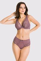 Biustonosz miękki o kroju braletki, miseczki pokryte miękką koronką.
Przy dekolcie wewnątrz wszyta taśma silikonowa, dzięki której miseczki idealnie przylegają do ciała.
Miseczki z jednym pionowym cięciem przez całą długość, w dole miski mała zaszewka, miseczki są tak wyprofilowane, że nadają naturalny kształt,
 a zastosowane materiały dają gwarancję niezwykłego komfortu.
Konstrukcja idealna na mały i średni biust.
Szerokie, komfortowe ramiączka 
Skład surowcowy: 85% Poliamid, 10% Elastan, 5% Poliester.
 