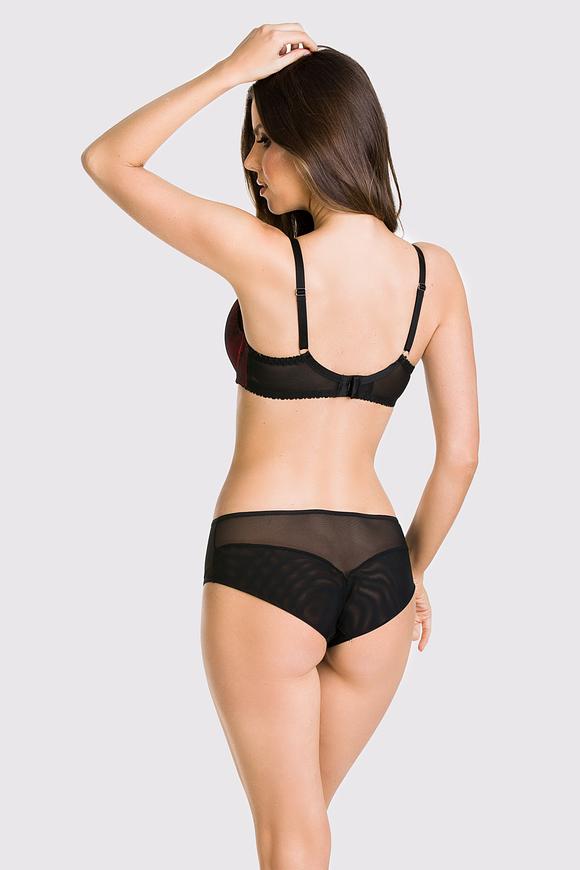 Biustonosz półusztywniony.
Miseczki wykonanane z wzorzystej siateczki, dół wzmocniony pianką w czerwonym kolorze.
Biustonosz świetnie podtrzymuje biust, zbiera piersi do środka pięknie eksponując dekolt.
Skład surowcowy: 80% Poliamid, 20% Elastan.
 