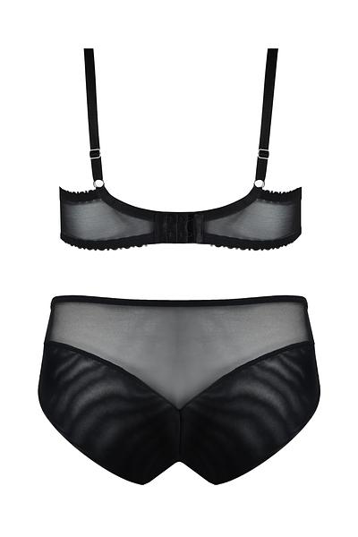 Biustonosz półusztywniony.
Miseczki wykonanane z wzorzystej siateczki, dół wzmocniony pianką w czerwonym kolorze.
Biustonosz świetnie podtrzymuje biust, zbiera piersi do środka pięknie eksponując dekolt.
Skład surowcowy: 80% Poliamid, 20% Elastan.
 