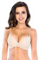 Biustonosz z profilowanymi miseczkami ze stałym push-upem, znakomicie podtrzymują i stabilizują biust. Wkładki mają żelowe wypełnienie. Krój biustonosza zbiera piersi z boków i nadaje im krągły kształt, akcentując linię dekoltu. Między miseczkami delikatna kokardka dodająca uroku całości. Ramiączka gładkie, regulowane, odpinają się.
SKŁAD: Poliamid, 15% Elastan