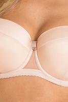 Biustonosz Angel 19231 Beige od Mediolano to idealna propozycja dla kobiet, które cenią subtelną elegancję i wygodę w każdej sytuacji. Gładki model typu bardotka z push-upem, z odpinanymi ramiączkami i silikonową taśmą w obwodzie, zapewnia idealne podtrzymanie nawet bez dodatkowego wsparcia. Perfekcyjnie sprawdzi się pod wieczorowe sukienki, topy bez ramiączek i inne wymagające stylizacje. Miseczki pięknie modelują biust, a cielisty kolor stapia się ze skórą, pozostając niewidoczny pod ubraniem.
Skład: 88% Poliamid, 8% Bawełna, 4% Elastan