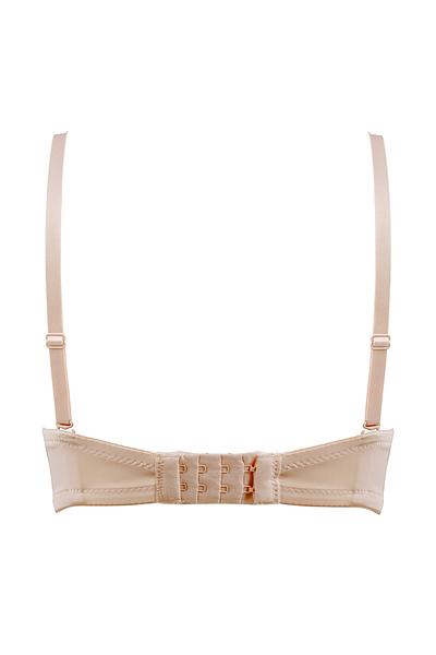 Biustonosz NELA Push-Up 19241 od marki Mediolano w kolorze beżowym to nowoczesna bielizna o minimalistycznym, a zarazem kobiecym designie. Wykonany z wysokiej jakości materiałów, idealnie dopasowuje się do ciała i zapewnia komfort przez cały dzień. Gładkie, formowane miseczki typu push-up pięknie modelują i unoszą biust, nadając mu pełny, naturalny kształt. Model wyposażony jest w regulowane ramiączka i klasyczne zapięcie na haftkę, co pozwala na indywidualne dopasowanie. Eleganckim detalem są złote pierścienie między miseczkami, które dodają bieliźnie nowoczesnego charakteru. Neutralny odcień beżu sprawia, że biustonosz pozostaje niewidoczny pod jasnymi i obcisłymi ubraniami.
Skład:81% Poliamid, 19% Elastan