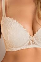 Zachwycający biustonosz push-up  PATI 19238 marki Mediolano to połączenie delikatnej zmysłowości i codziennego komfortu. W subtelnym, cielistym odcieniu, doskonale dopasowuje się do sylwetki, pozostając niemal niewidoczny pod ubraniem. Formowane miski z eleganckim, roślinnym wzorem pięknie unoszą i modelują biust, nadając mu pełniejszy kształt. Regulowane ramiączka pozwalają na indywidualne dopasowanie, a klasyczne zapięcie na haftkę gwarantuje stabilność. Biustonosz wykonany z miękkiego materiału zapewnia komfort noszenia przez cały dzień. Idealny zarówno na co dzień, jak i na specjalne okazje.
Skład: 90% Poliamid, 10% Elastan