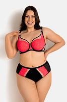 Poznaj figi pełne Funny 19232 Mediolano – klasykę w nowoczesnym wydaniu! Te wyjątkowe figi łączą w sobie komfort noszenia i efektowny design. Wykonane z wysokiej jakości materiałów, gwarantują doskonałe dopasowanie do sylwetki. Przód ozdobiony jest neonową, koronkową aplikacją na beżowej siateczce, która kontrastuje z głęboką czernią tkaniny, nadając całości elegancki i zmysłowy charakter. Klasyczna konstrukcja fig pełnych zapewnia komfort i zakrycie, a jednocześnie podkreśla kształty. Idealne na co dzień, jak i na specjalne okazje – stworzone, byś czuła się kobieco i pewnie siebie przez cały dzień.
Skład surowcowy: 78% Poliamid, 12% Elastan, 5% Poliester, 5% Bawełna.